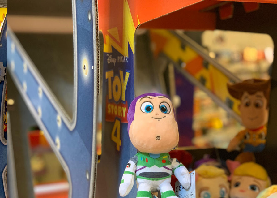 Kartonnen reuzenrad Walt Disney Toy Story 4 - Holbox close up Kartonnen reuzenrad Walt Disney Toy Story 4 - Holbox close up